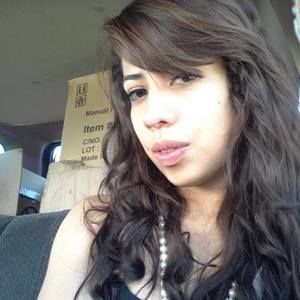 Meet your Posher, Yadira